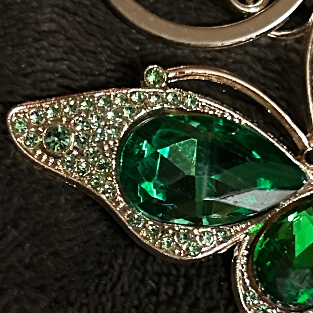 Green Gem Butterfly Keychain - Picture 4 of 4